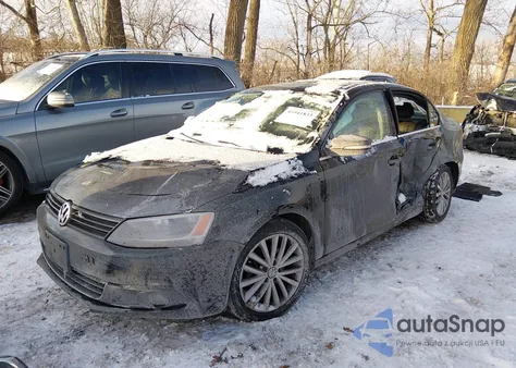 2014 Volkswagen Jetta 1.8T Sel from USA, damaged, VIN 3VWL17AJ1EM330757